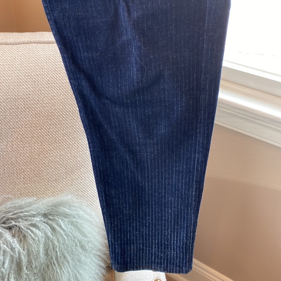 HIGH Tech Highwaisted Jeans with belt superb detailing Mint condition - Picture 10 of 15